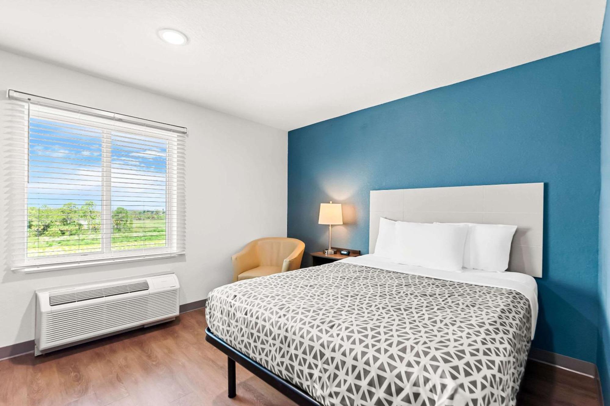 Woodspring Suites Hudson Port Richey المظهر الخارجي الصورة